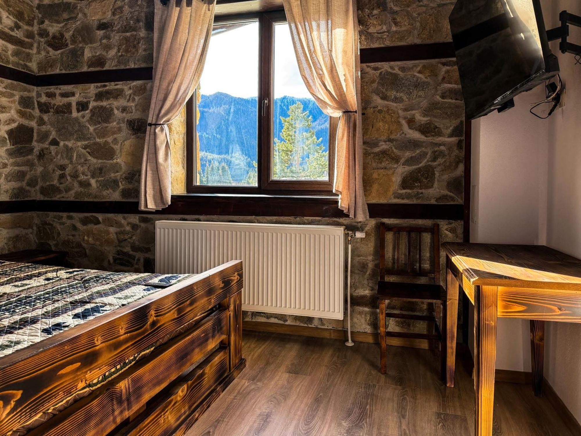 Къща За Гости Меча Стъпка Gela Extérieur photo