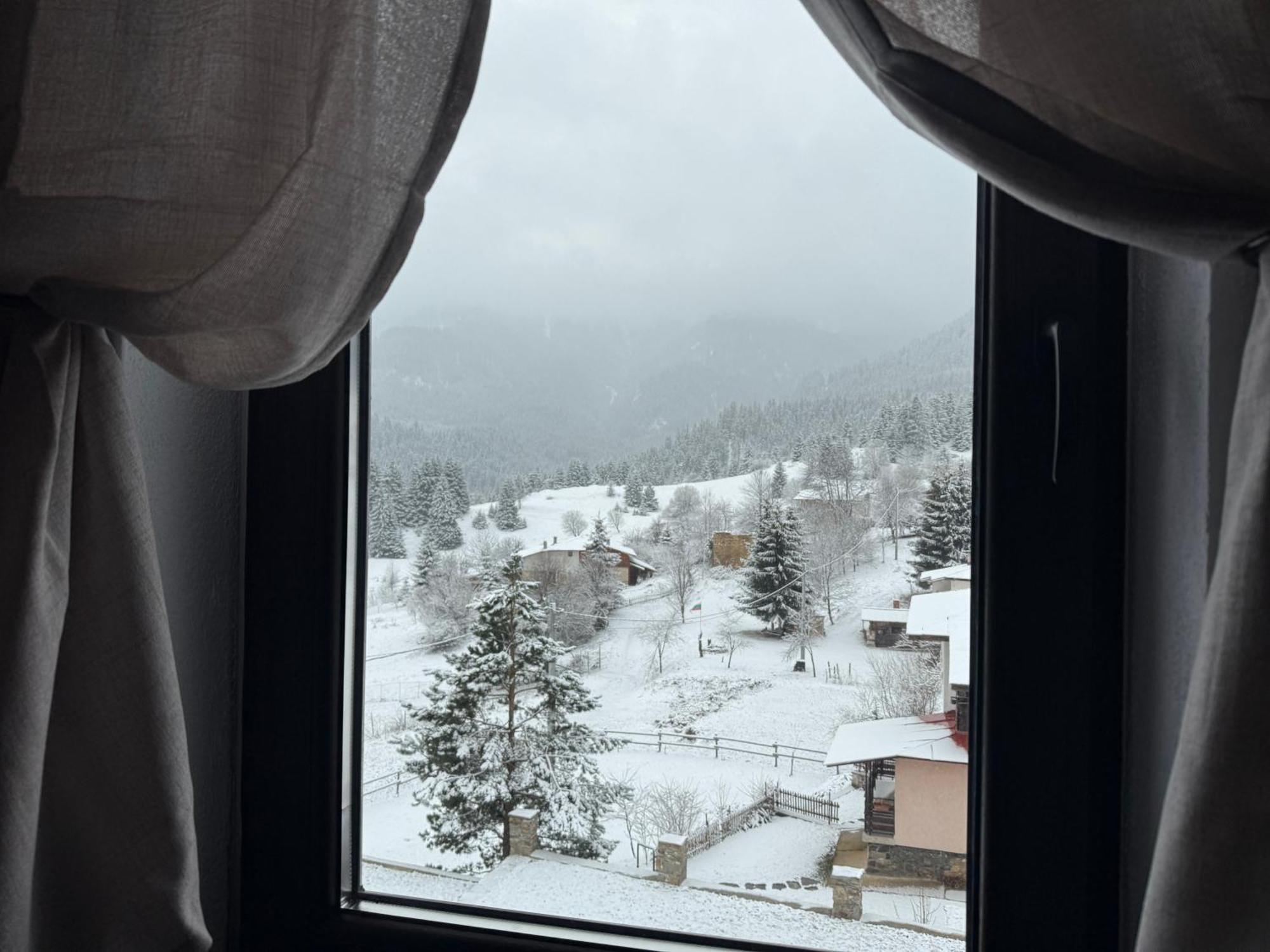 Къща За Гости Меча Стъпка Gela Extérieur photo